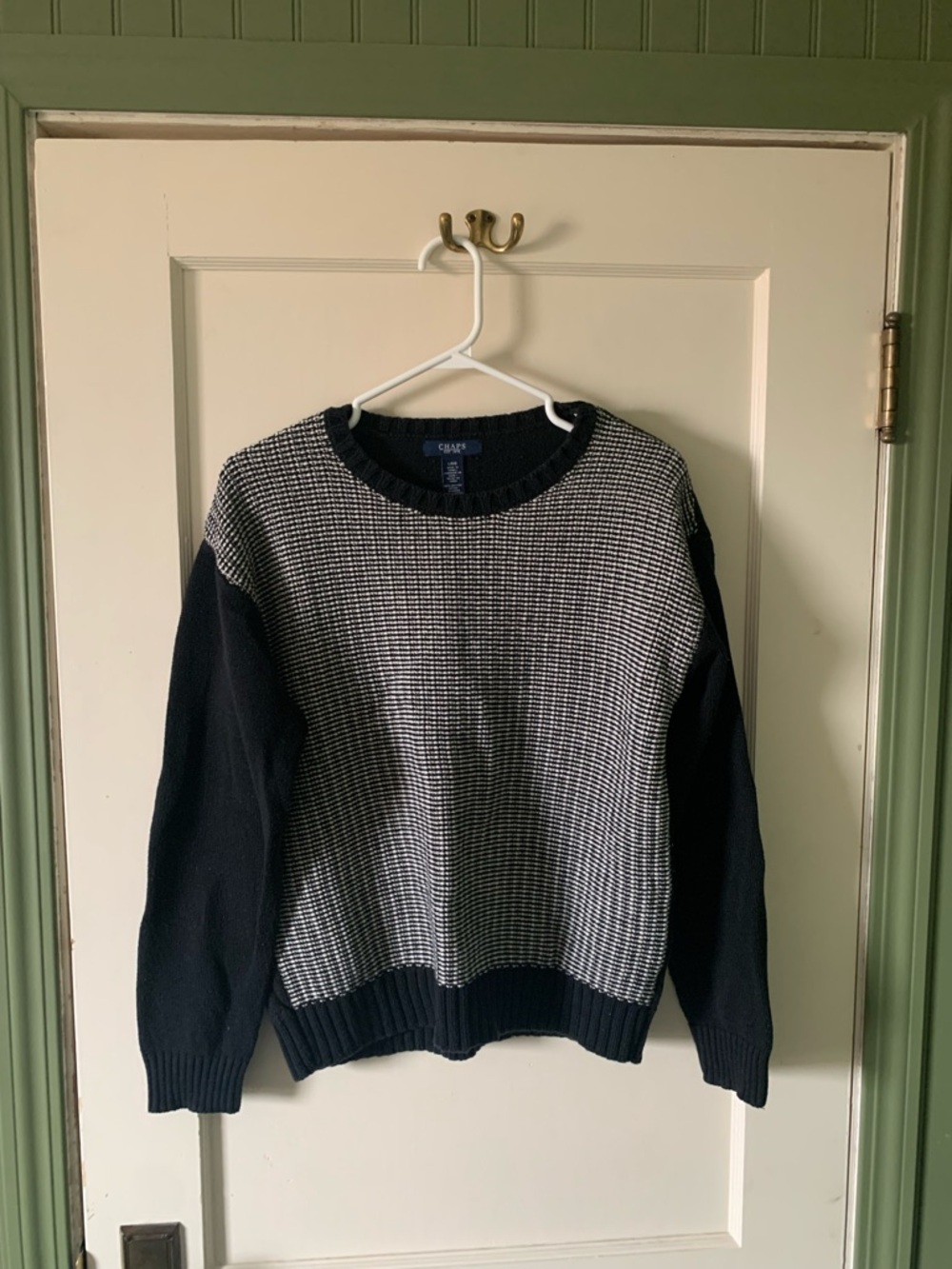 Chaps Black and White Textured Crewneck Sweater